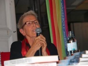 Evas Partnerin Karin bei der von den Grünen andersrum organisierten Präsentation, Foto Silvia Strippoli