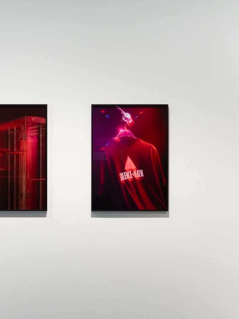Exhibition display featuring artworks by Mario Kiesenhofer titled "Aura," running from October 8 to November 21, 2025.